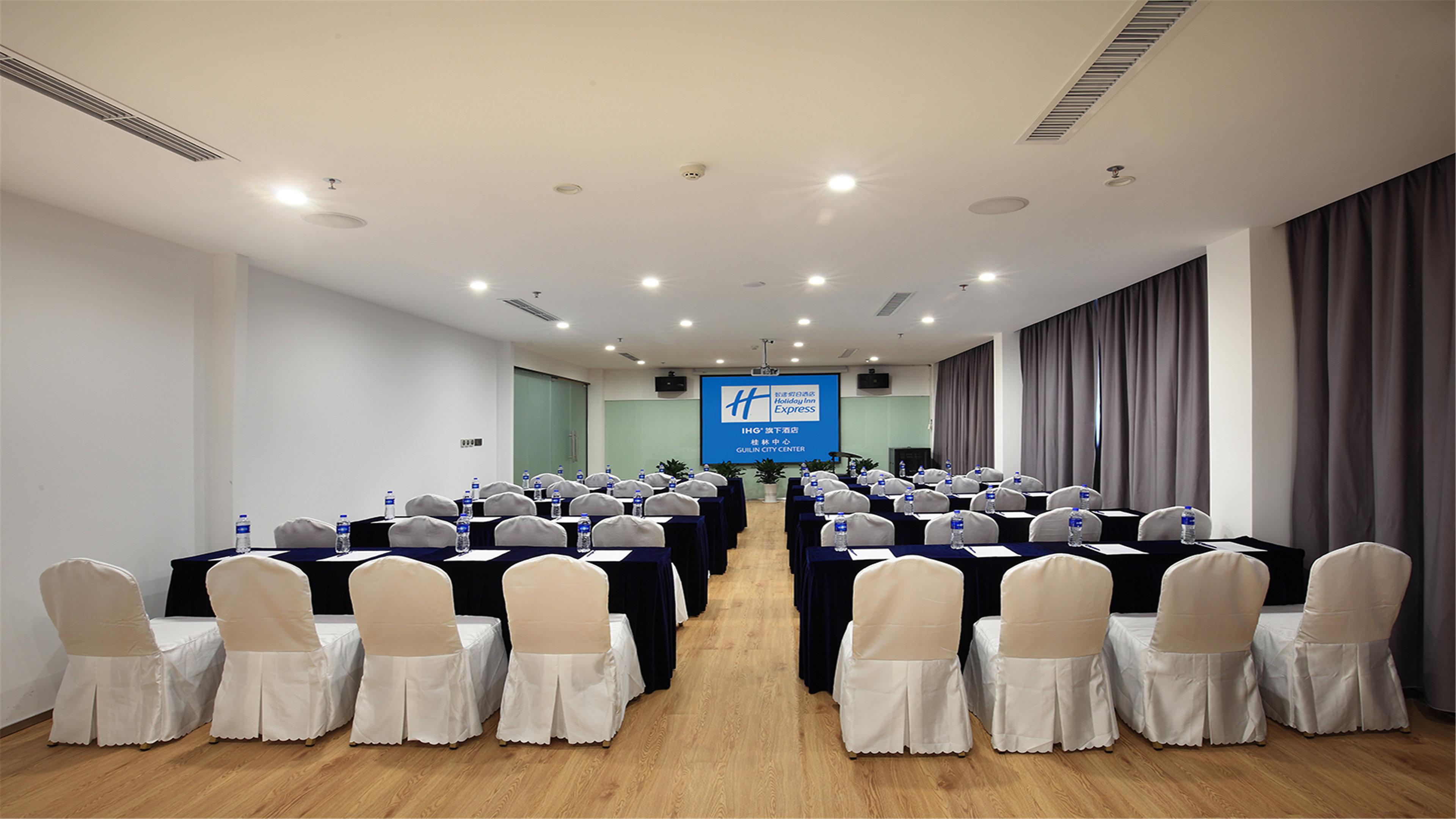Holiday Inn Express Guilin City Center By Ihg Eksteriør bilde